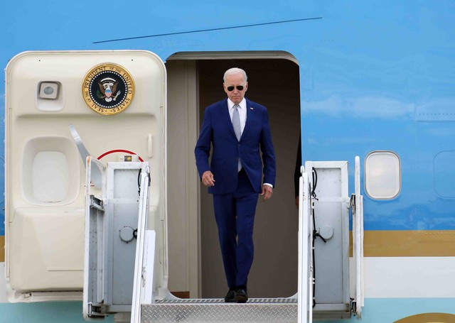 Tổng thống Hoa Kỳ Joe Biden đến Hà Nội, bắt đầu chuyến thăm cấp Nhà nước tới Việt Nam - Ảnh 1.